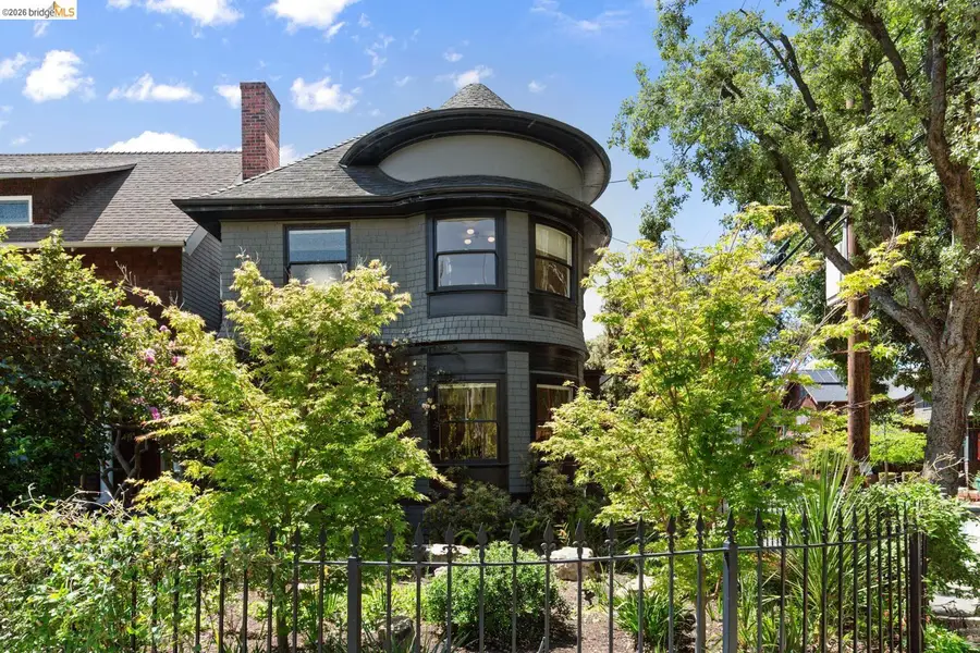 2520 Russell St, Berkeley, CA 94705 - #2