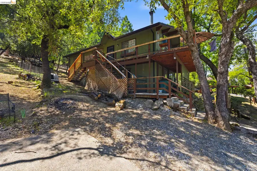 17221 Smokey River Dr, Sonora, CA 95370 - #2
