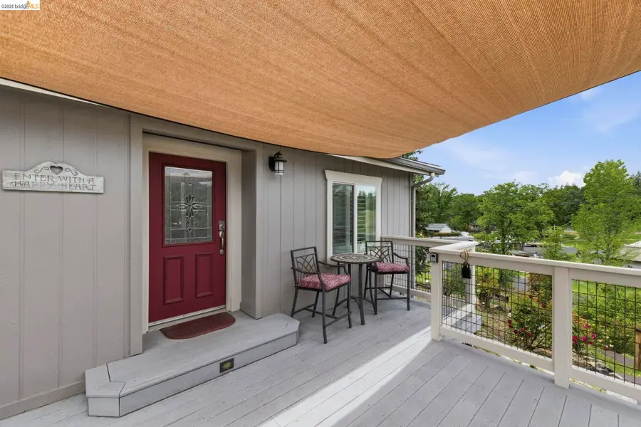 20531 Willow Springs Dr., Soulsbyville, CA 95372 - #3