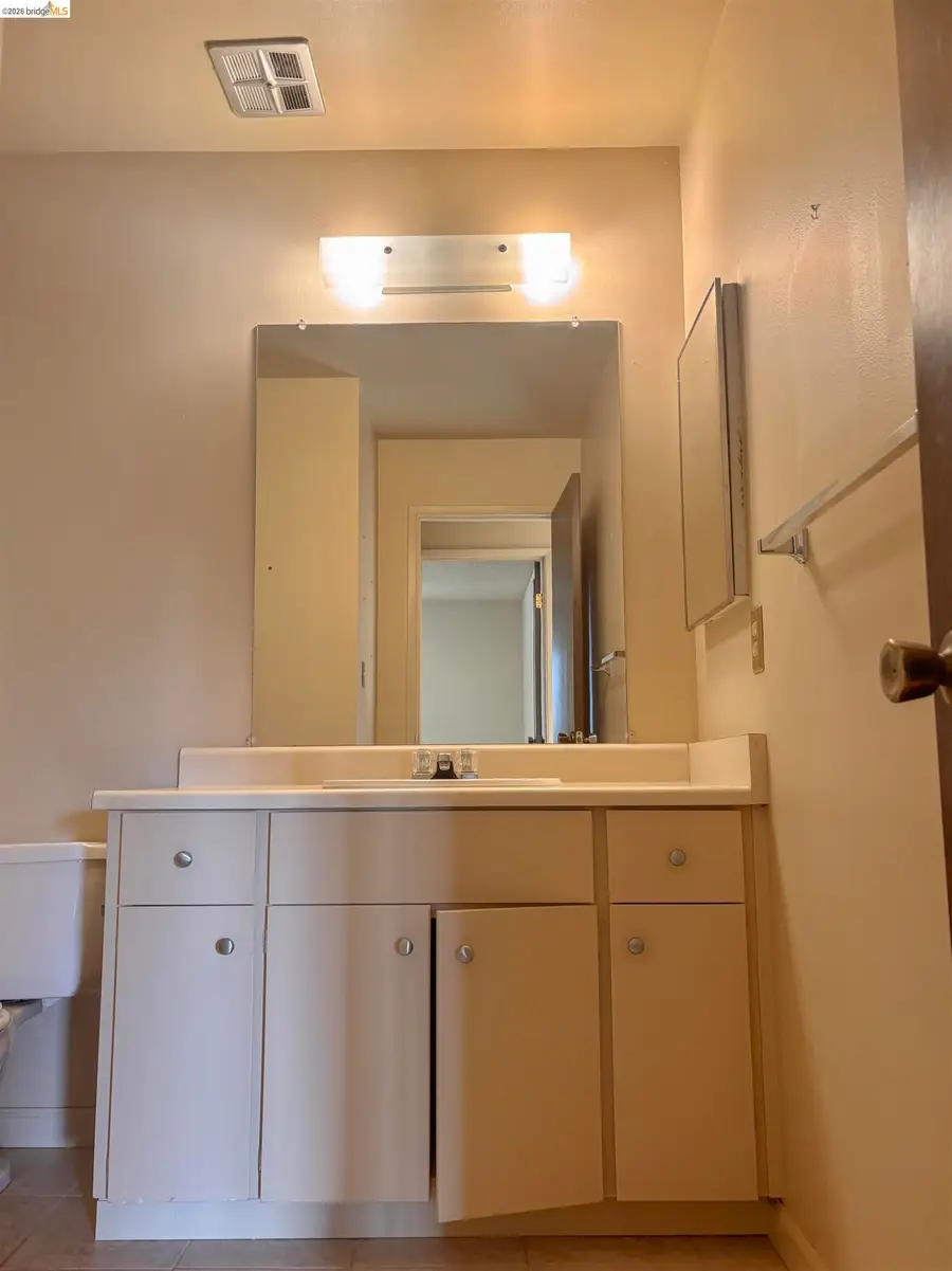 1427 Marchbanks Dr #Apt 3, Walnut Creek, CA 94598 - #2