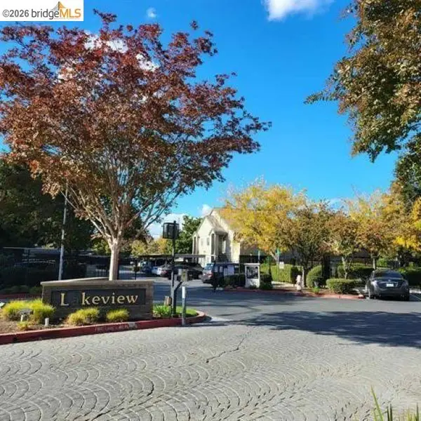 1241 Lakeview Cir, Pittsburg, CA 94565