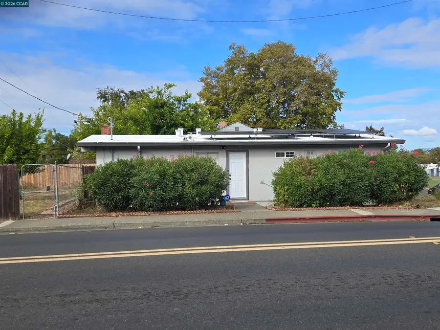 467 Baywood Dr, Vallejo, CA 94591 - #2