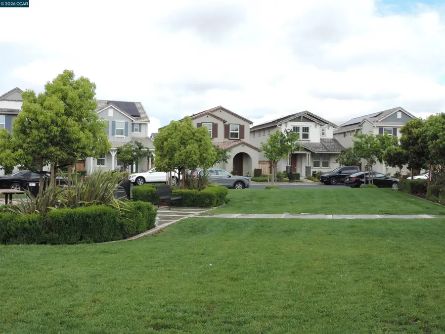 49 E Funderburg Blvd., Mountain House, CA 95391 - #2