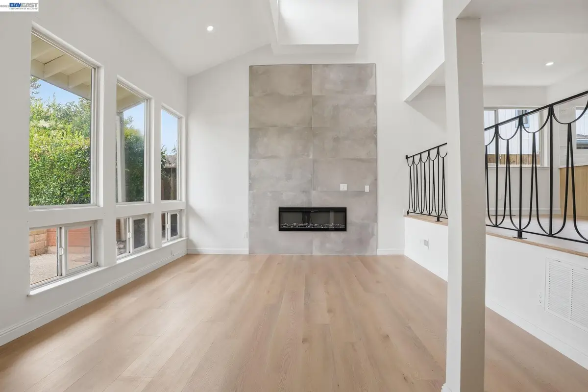 2011 Dolphin Dr, Aptos, CA 95003 - #1