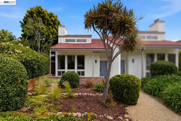 2011 Dolphin Dr, Aptos, CA 95003