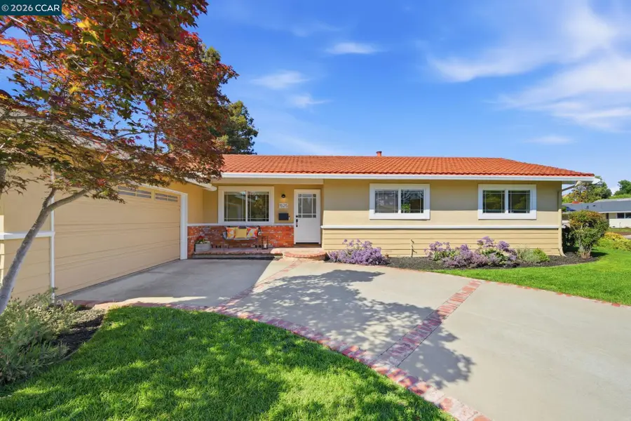 1525 American Beauty Dr, Concord, CA 94521 - #3