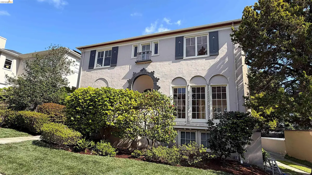 1021 Longridge Rd, Oakland, CA 94610 - #1