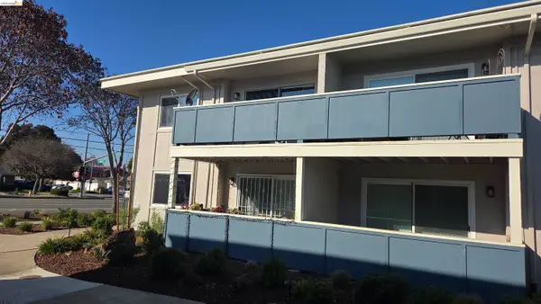 38228 Paseo Padre Pkwy #18, Fremont, CA 94536