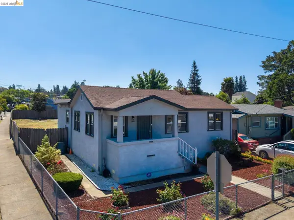 3986 Delmont Ave, Oakland, CA 94605