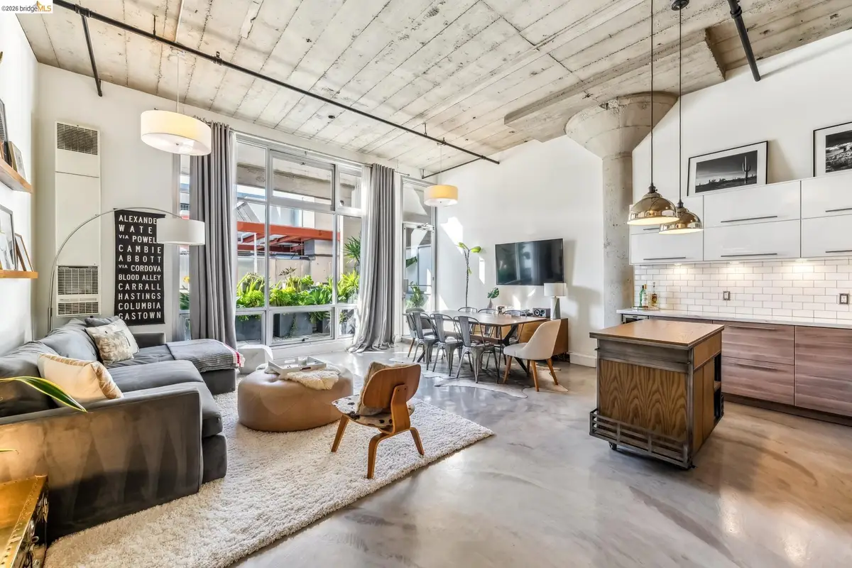 255 3rd St #206, Oakland, CA 94607 - #1