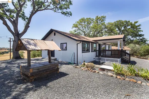 14594 Perricone Rd, Jamestown, CA 95327