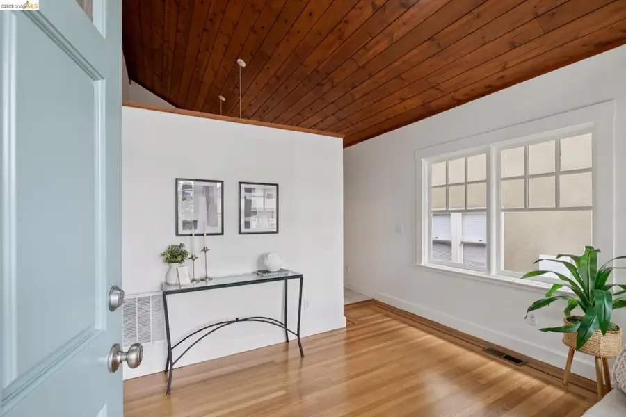 5360 James Ave, Oakland, CA 94618 - #3