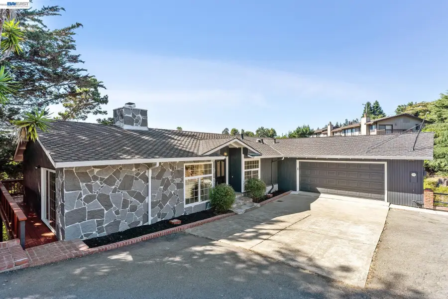 11165 Lochard St, Oakland, CA 94605 - #3