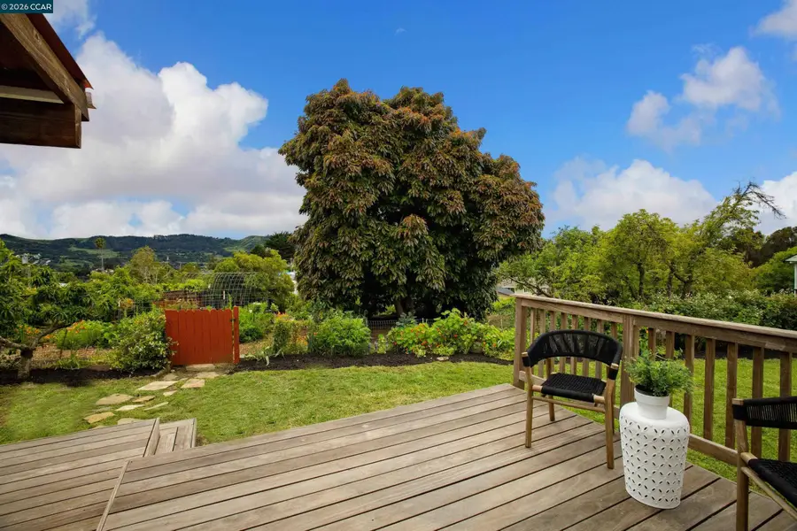 641 Donna Mae Ct, El Sobrante, CA 94803 - #2