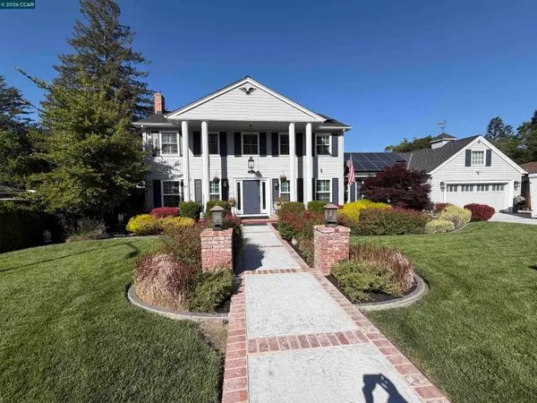 275 Deerfield Dr, Moraga, CA 94556