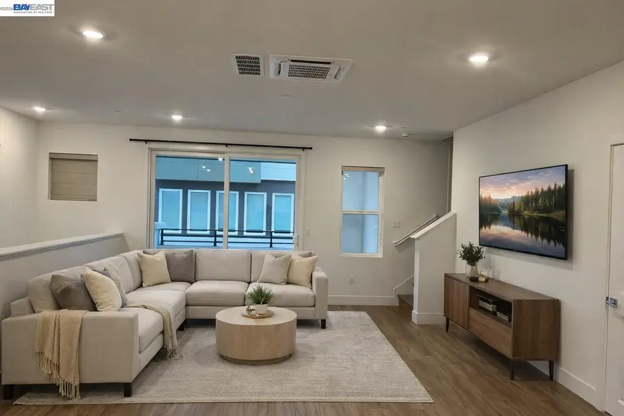 5552 Holly Bay Ave #D, Dublin, CA 94568 - #2