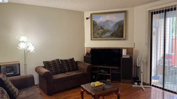 6043 Joaquin Murieta Ave #D, Newark, CA 94560