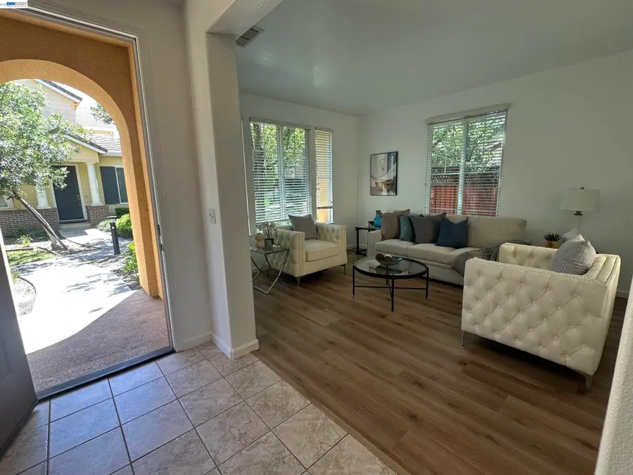 140 W Brilloso Ln, Mountain House, CA 95391 - #3