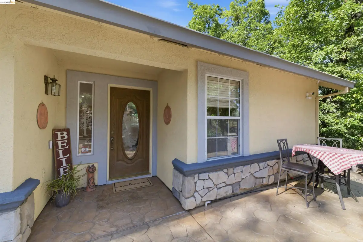 16690 Ridgewood Dr, Sonora, CA 95370 - #1