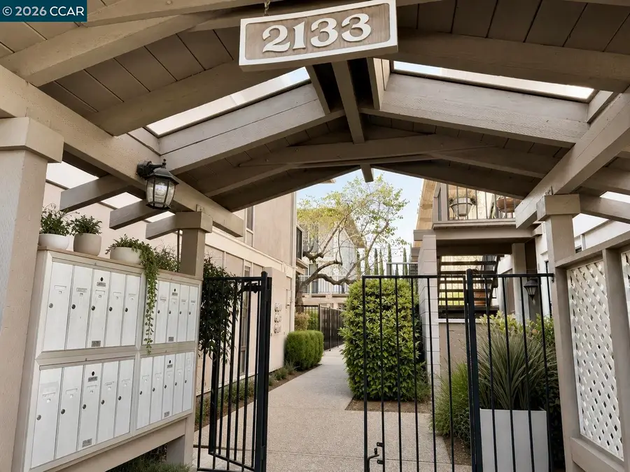2133 Donald Dr #18, Moraga, CA 94556 - #2
