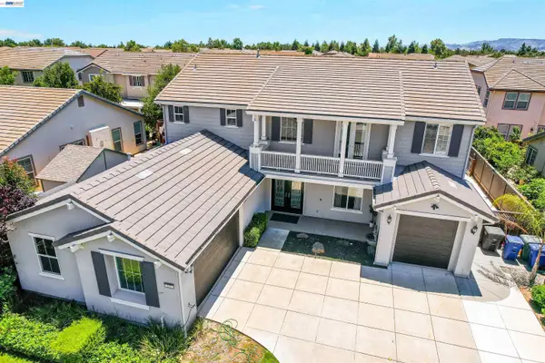 321 Myrtle Ln, Oakley, CA 94561