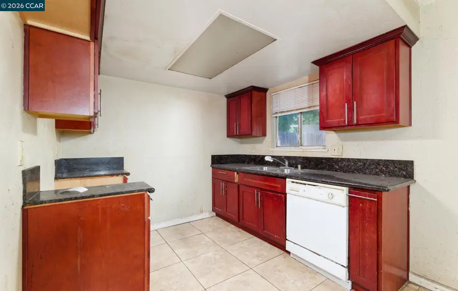 2781 65th Ave, Sacramento, CA 95822 - #2