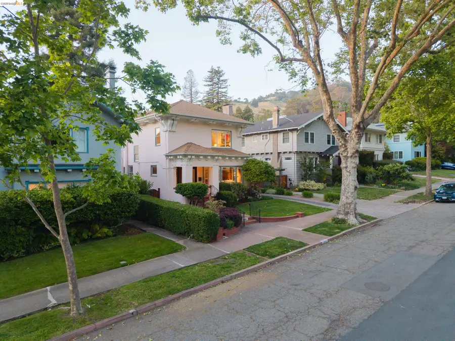 2909 Forest Ave, Berkeley, CA 94705 - #2