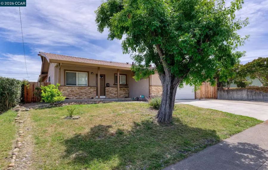 149 Lomita Ave, Vacaville, CA 95688 - #2