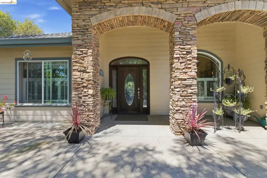 690 Golden Gate Circle, Sonora, CA 95370 - #2