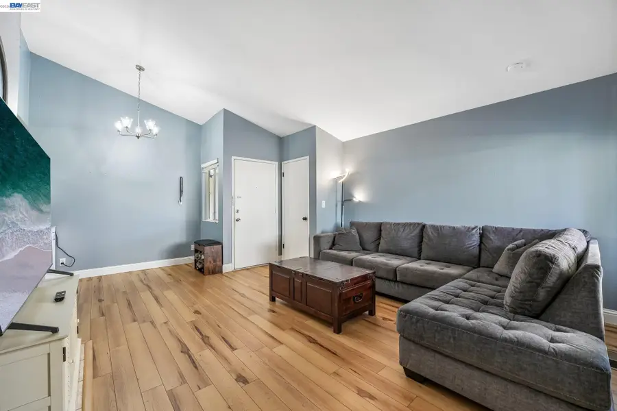 5450 Concord Blvd #B4, Concord, CA 94521 - #3