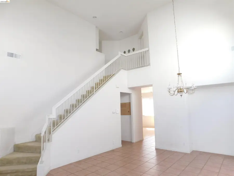 15678 Atlantus Ave, San Leandro, CA 94579 - #3