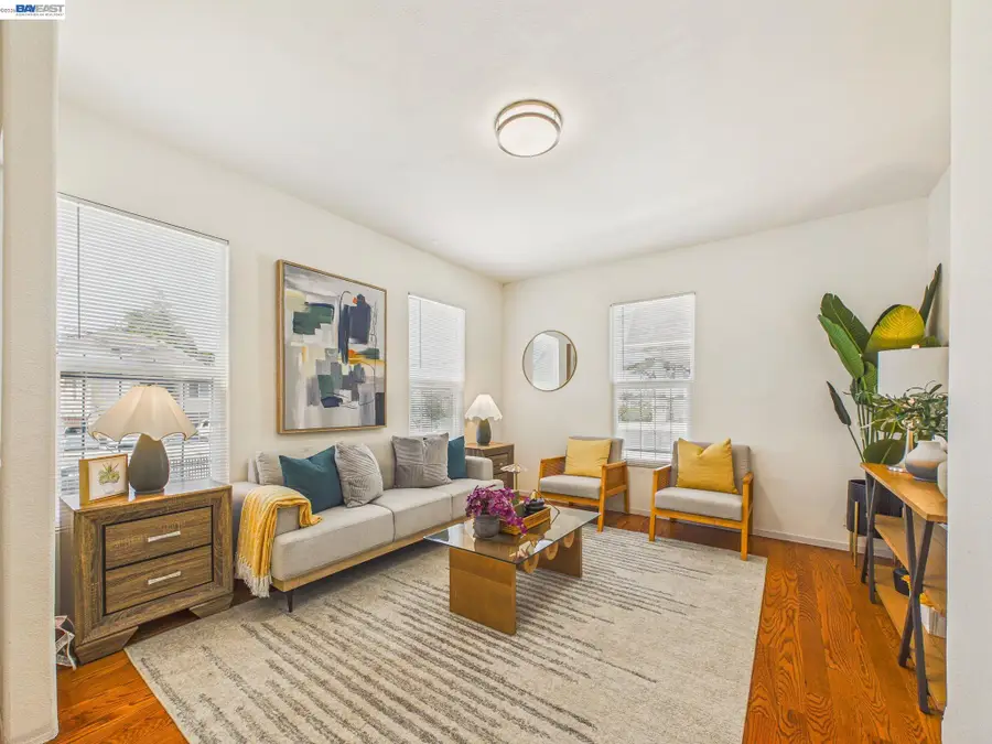 1394 - 1396 E 32nd, Oakland, CA 94602 - #2