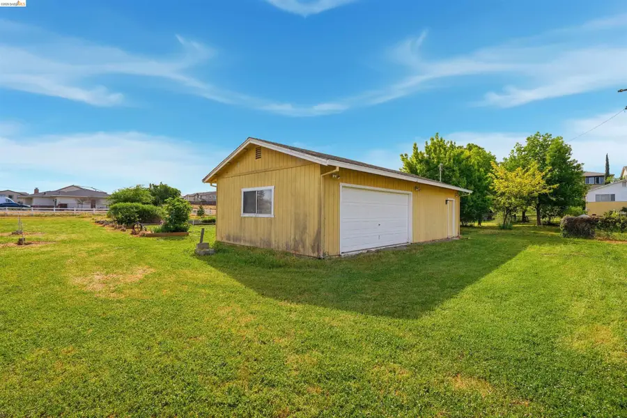209 Honey Ln, Oakley, CA 94561 - #2