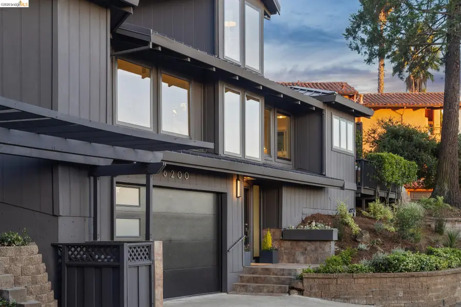 6200 Wood Dr, Oakland, CA 94611 - #3
