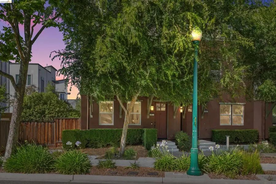 467 Mitchell Ave, Alameda, CA 94501 - #2