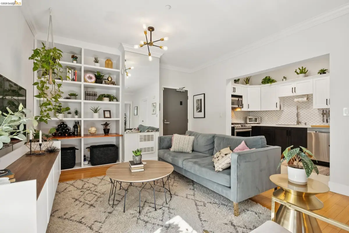 574 48th St #203, Oakland, CA 94609 - #1