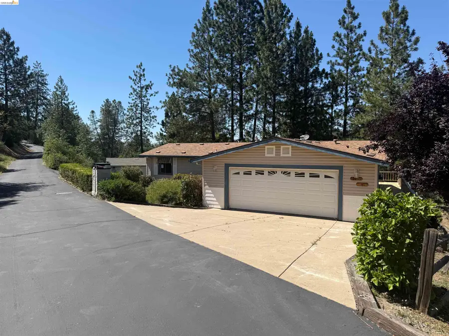 22700 Hidden Hollow Dr, Groveland, CA 95321 - #2