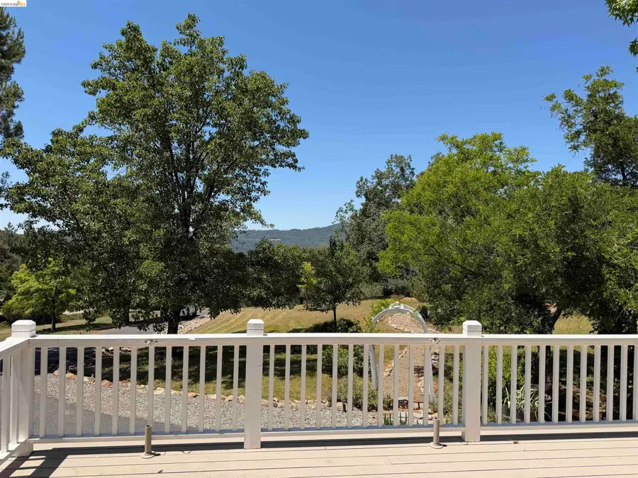 15925 Parkridge Ave, Sonora, CA 95370 - #2