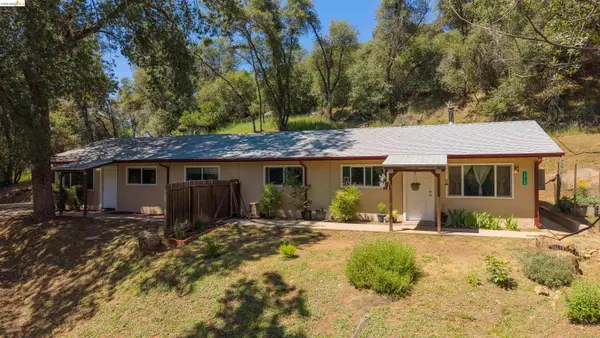 19120 & 19124 Black Oak Rd, Sonora, CA 95370