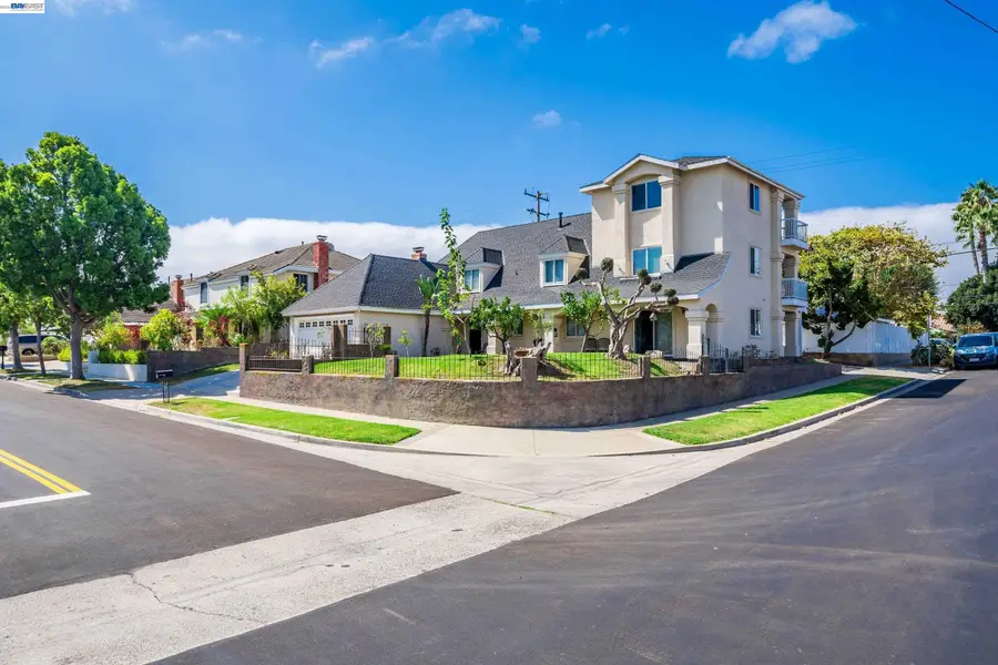 1622 Pegasus St, Newport Beach, CA 92660 - #2