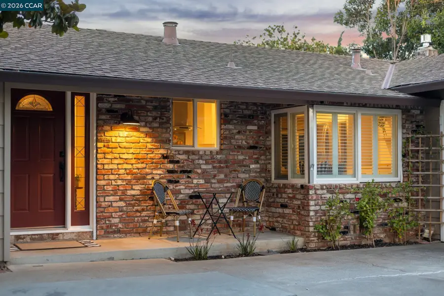 978 Kenston Dr, Clayton, CA 94517 - #3