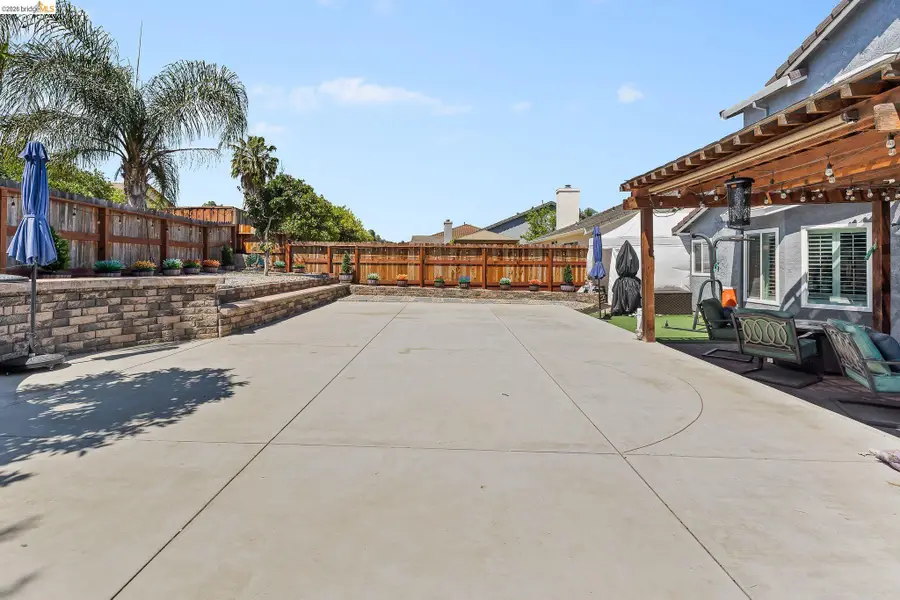 2055 Truman Ln, Oakley, CA 94561 - #2