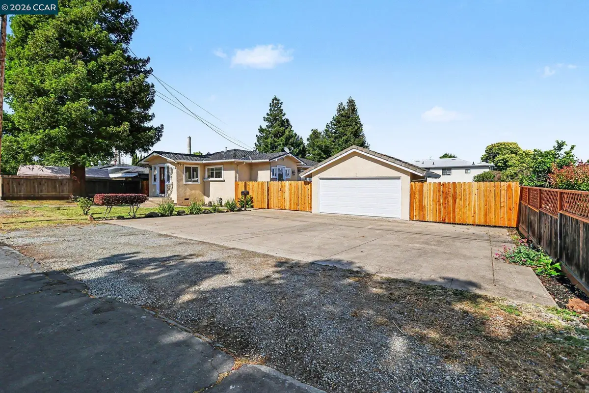 1244 Veale Ave, Martinez, CA 94553 - #1