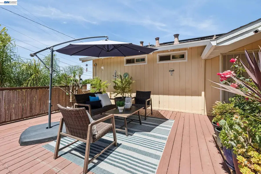 33166 Basswood Ave, Union City, CA 94587 - #3