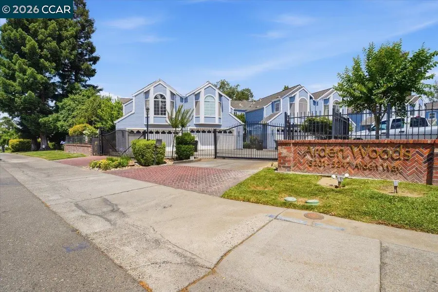 5209 Arden Way, Carmichael, CA 95608 - #3