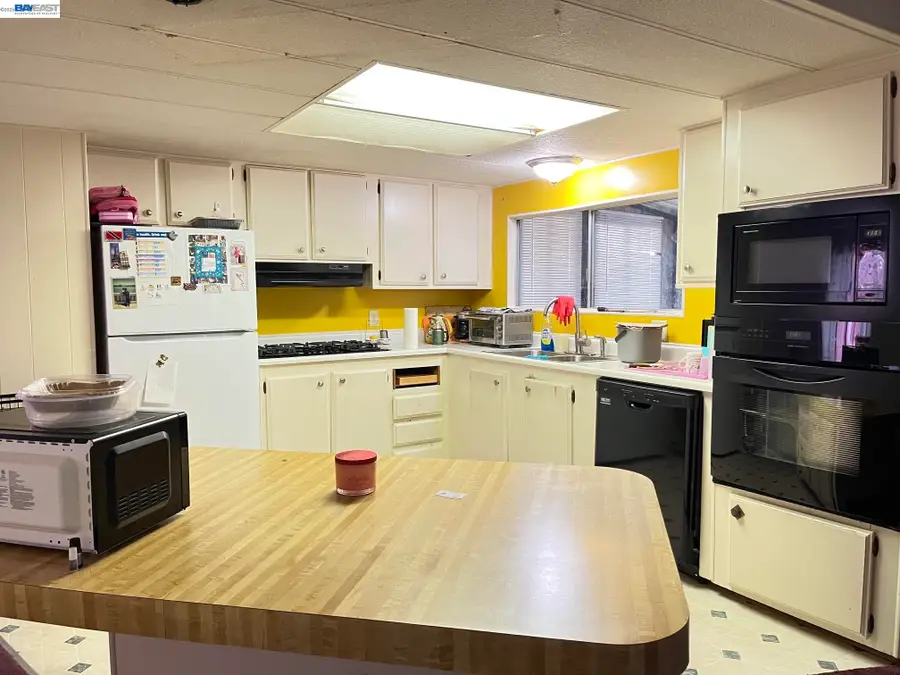 1345 Chelsea Way, Hayward, CA 94544 - #2