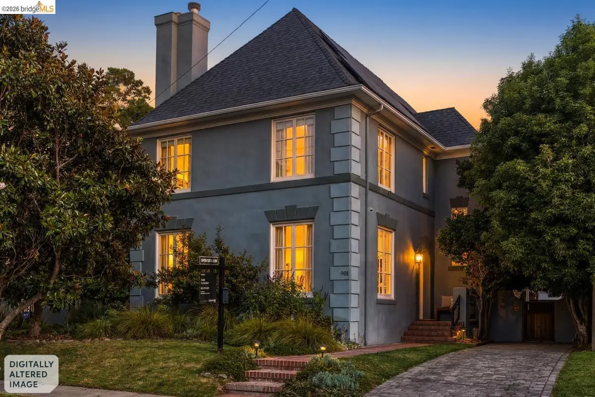 901 Paramount Rd, Oakland, CA 94610 - #1