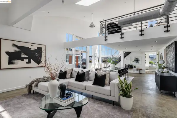 73 Sumner St #402, San Francisco, CA 94103