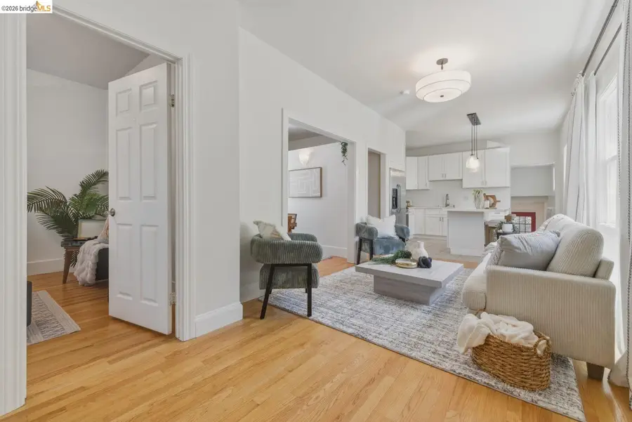 1116 E 20th St, Oakland, CA 94606 - #2