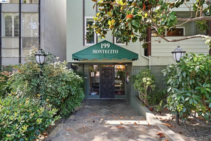 199 Montecito Ave #305, Oakland, CA 94610 - #2